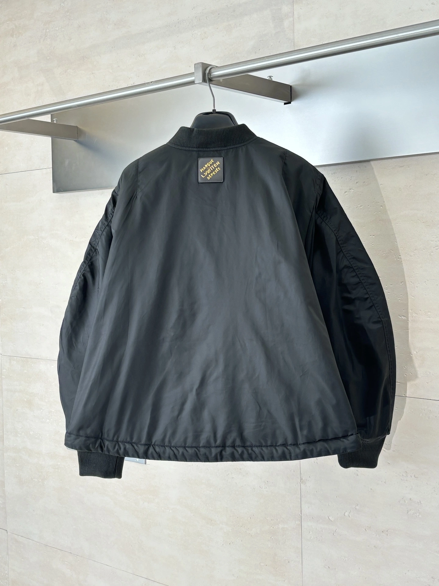 wg.luxury-- 8V item:E-F363I2337H